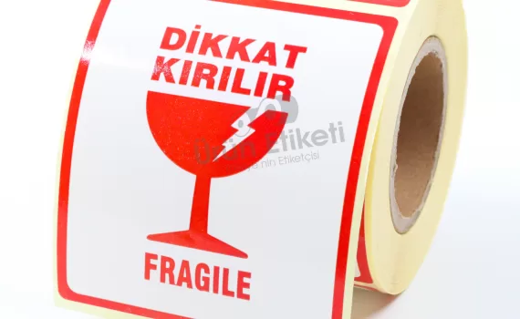 Dikkat Kırılır Etiketi